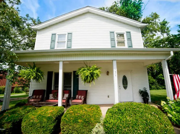 131 Main St, Pleasureville, KY 40057