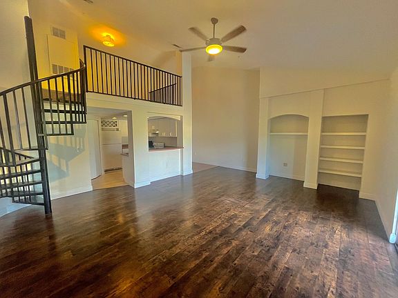 2nd image of 102 Vista Verdi Cir Unit 300