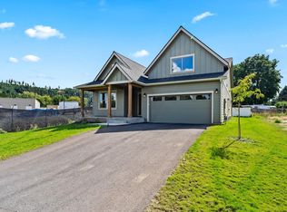 6802 Selkirk St, Bonners Ferry, ID 83805