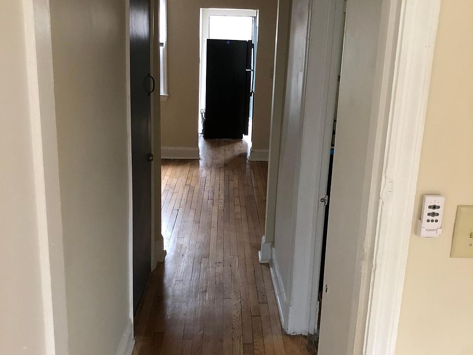 2nd image of 3108 Presstman St #2