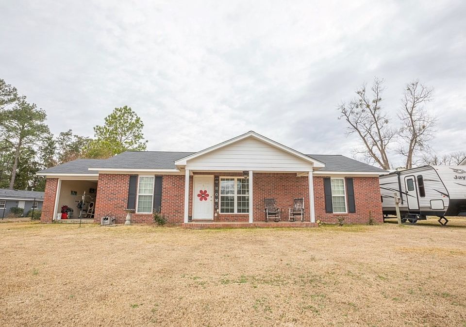 121 Church St, Baconton, GA 31716 Zillow