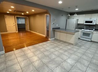 6 Jefferson St APT 1, Cambridge, MA 02141