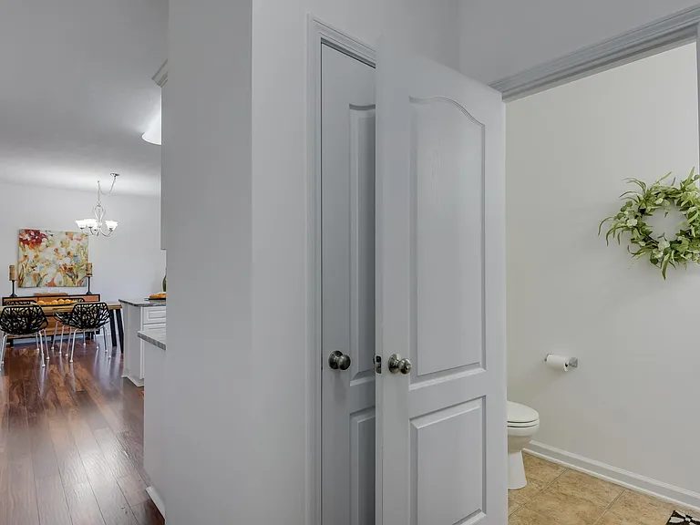 212 Full Circle Dr — Photo 11