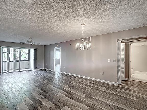 4th image of 13700 SW 14th Street #206d