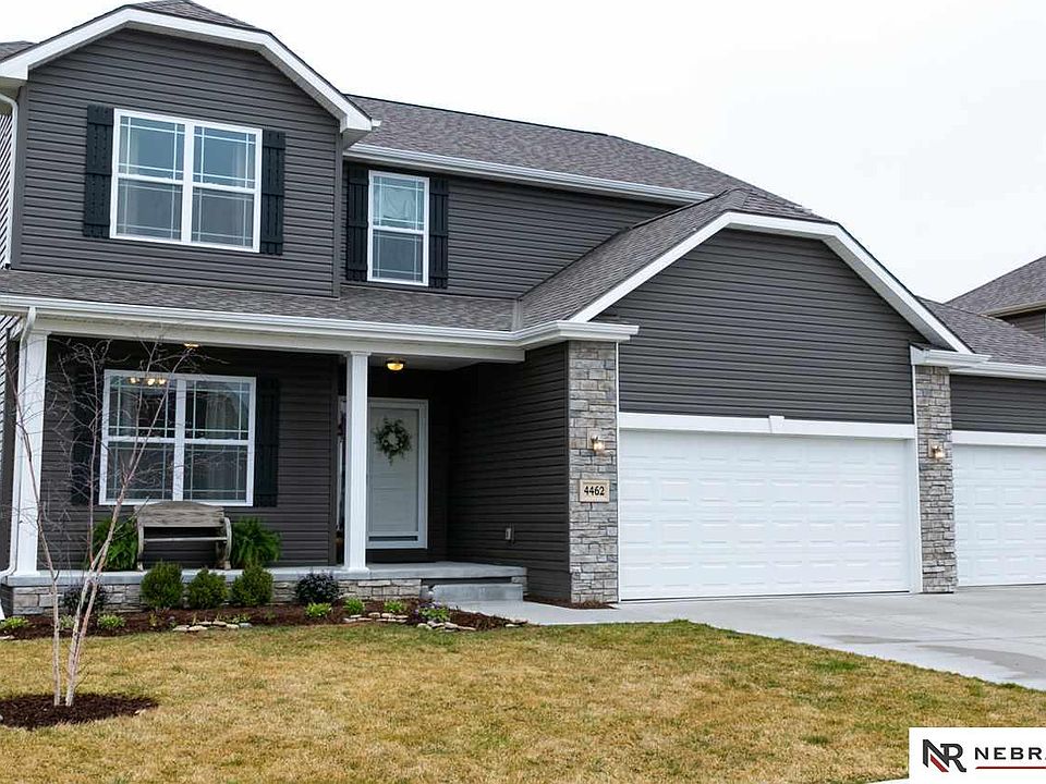 1st image of 4462 Brook Dr