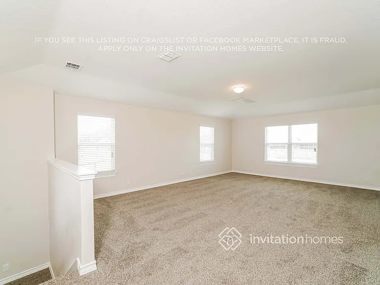 8907 Taylor Grv — Photo 7