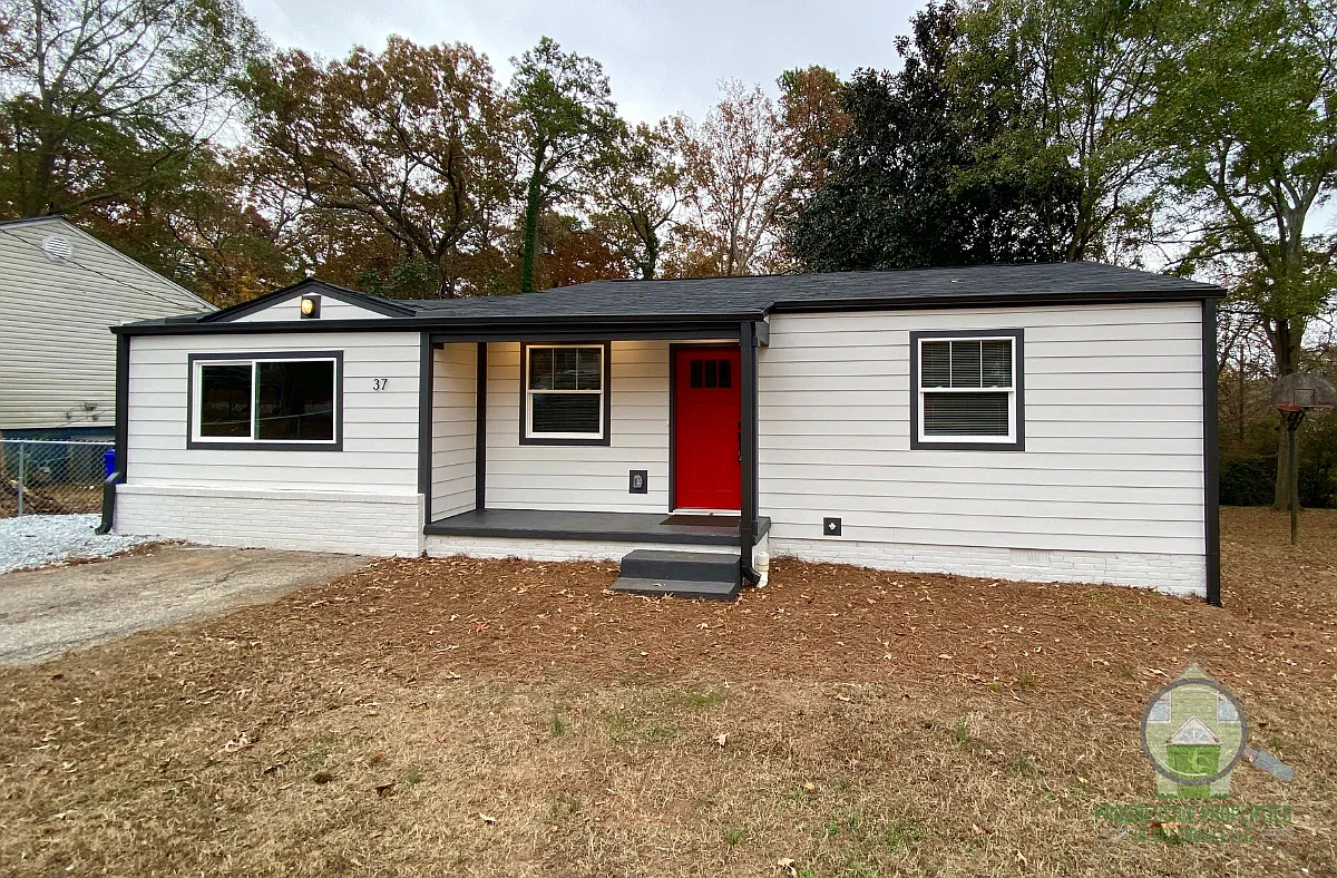 37 Prancer Avenue - 1 — Photo 1