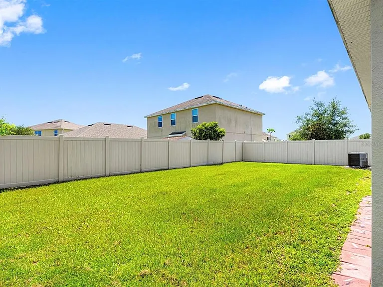 8106 Bilston Village Ln — Photo 20