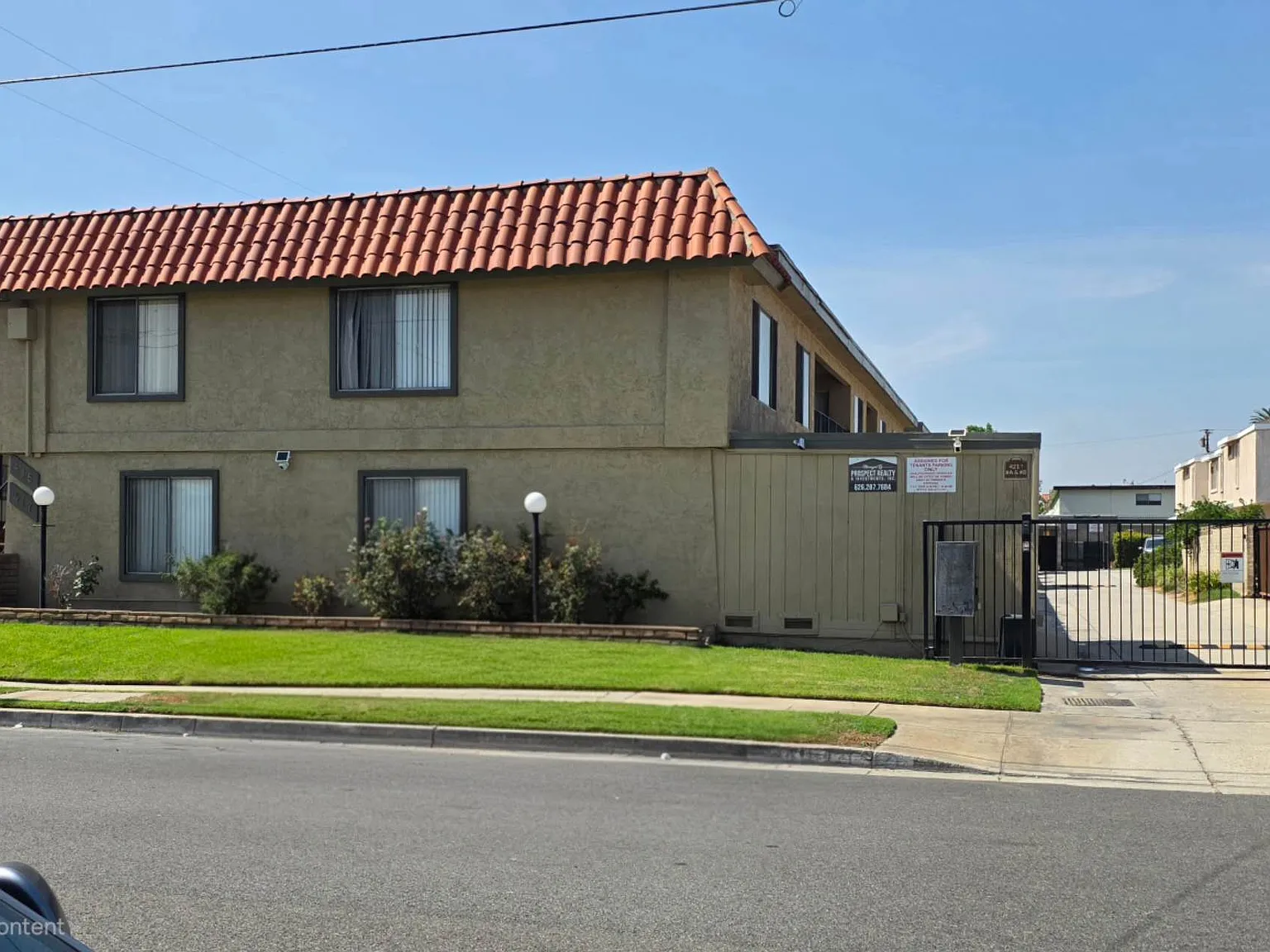3 bed, 1100 sqft, $3,200 — Photo 1