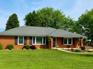 79 Lawrenceburg Loop, Bloomfield, KY 40008