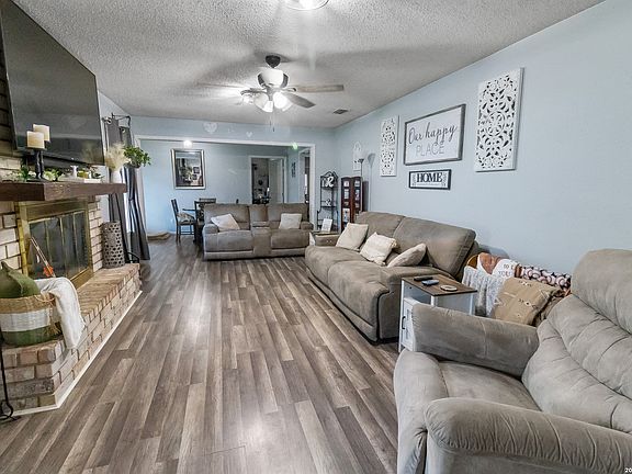3rd image of 34 Encino Loma