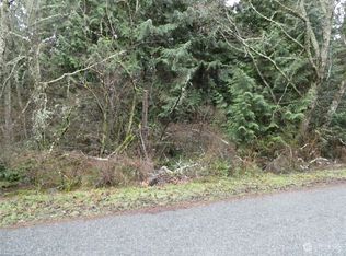 7034 Holiday Blvd, Anacortes, WA 98221