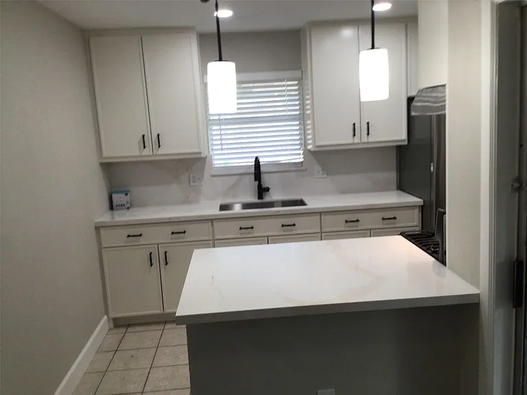 10531 Tilbrook Dr — Photo 7