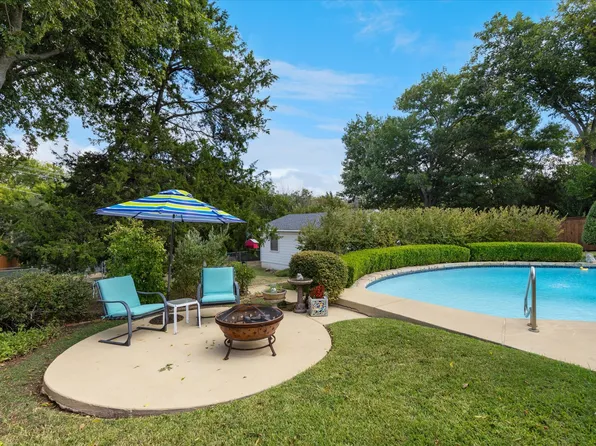 4805 Hildring Dr E, Fort Worth, TX 76109