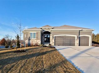 11094 Palisade St, Olathe, KS 66061