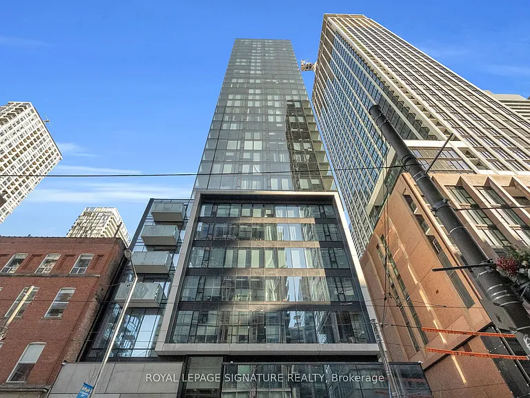 11 Charlotte St #606 — Photo 24