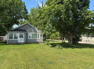 28112 Ecorse Rd, Romulus, MI 48174