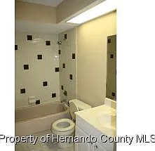 7400 Dundee Way — Photo 7