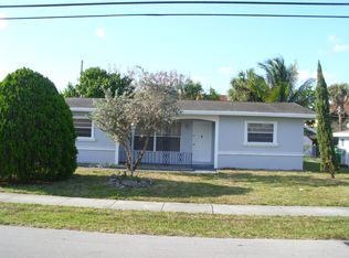 5567 SW 6th St, Pompano Beach, FL 33068
