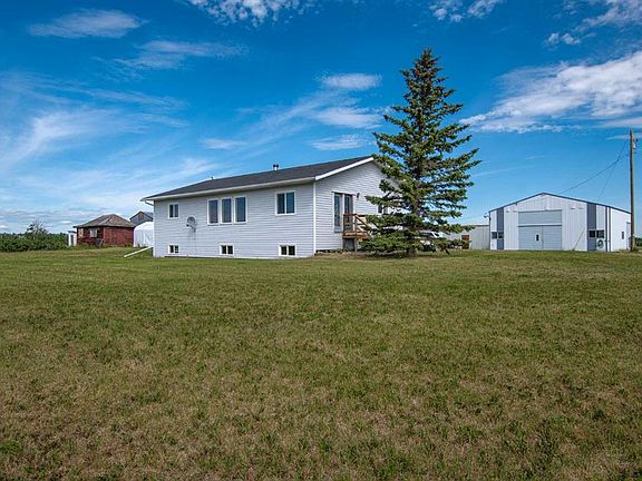 5th image of 795008 Range Road 44 Rural Spirit Riv #133