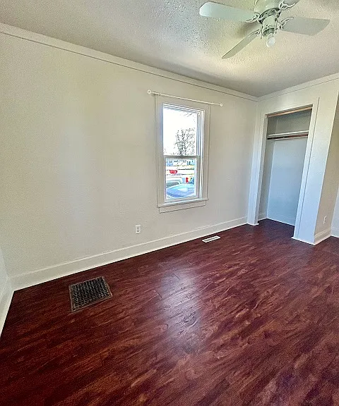 1207 9th St NE — Photo 10