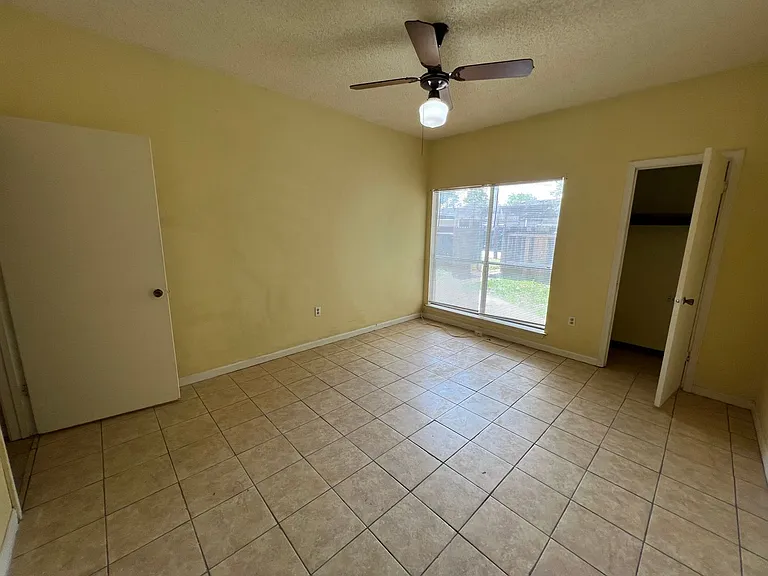2073 Brightside Dr — Photo 3