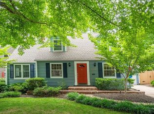 5622 Norwood Rd, Fairway, KS 66205