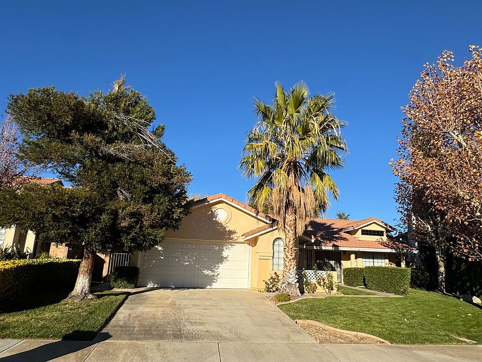 1st image of 4651 Sungate Dr