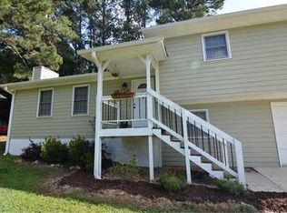 4220 Terrace Dr, Acworth, GA 30101