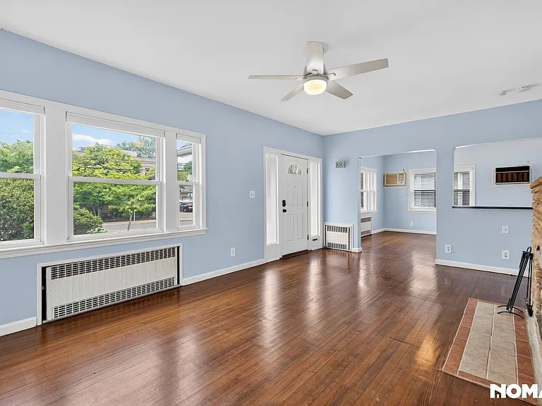 189 Lafayette Ave — Photo 15