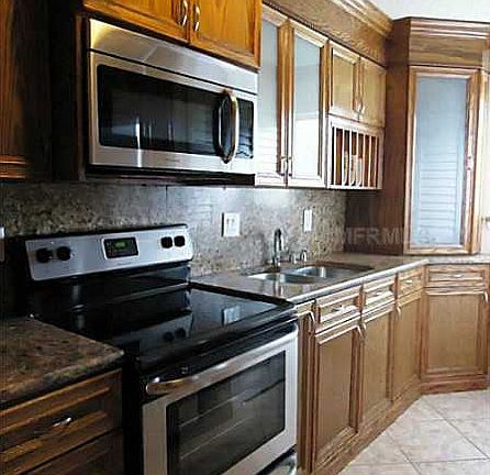 4th image of 104 115th Ave N #104