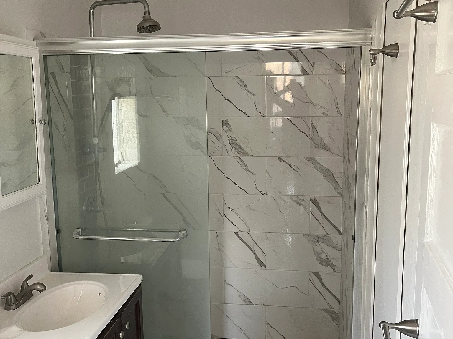 2 bed, 650 sqft, $2,500 — Photo 4