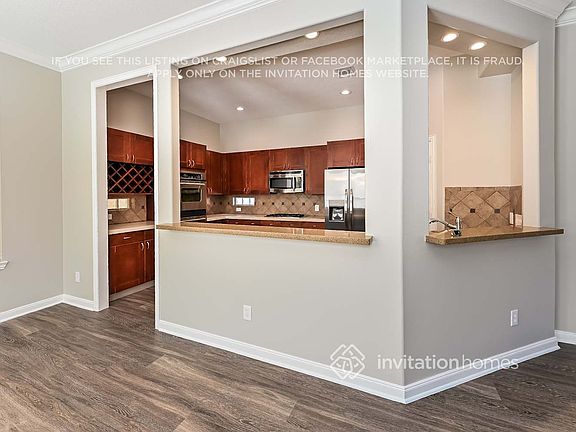 5th image of 912 W 25th St Unit 1