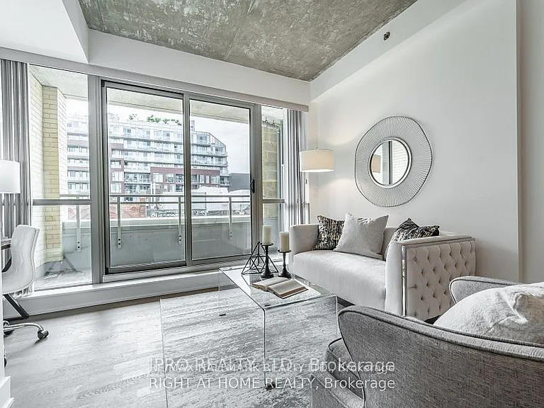 630 Queen St E #413 — Photo 7