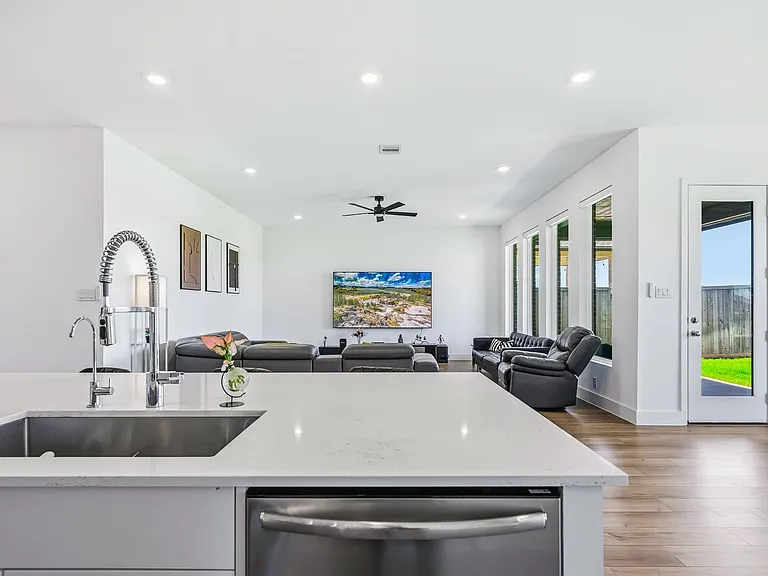 31051 Sun Valley Dr — Photo 27