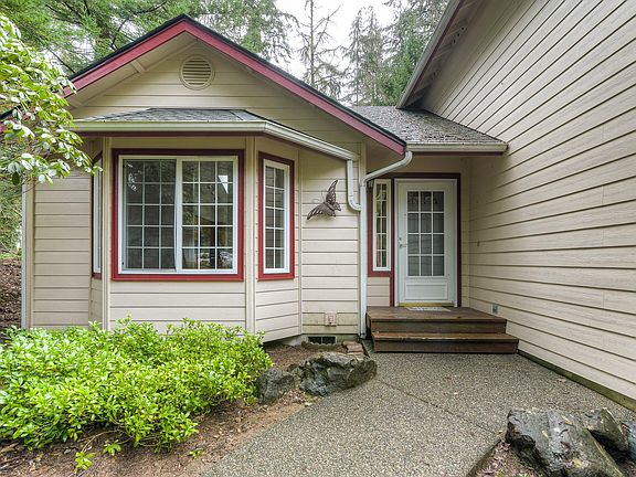 5th image of 7439 Lucinda Ct SW