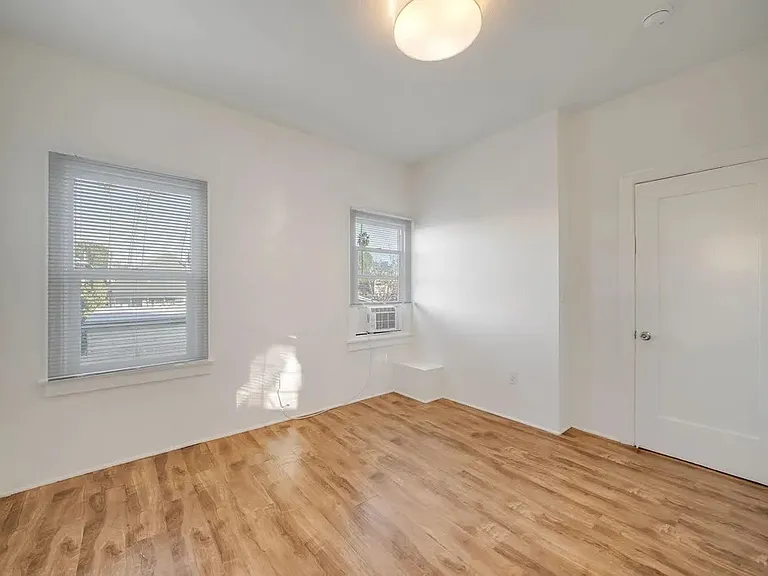 132 S Mountain View Ave #1/2 — Photo 13