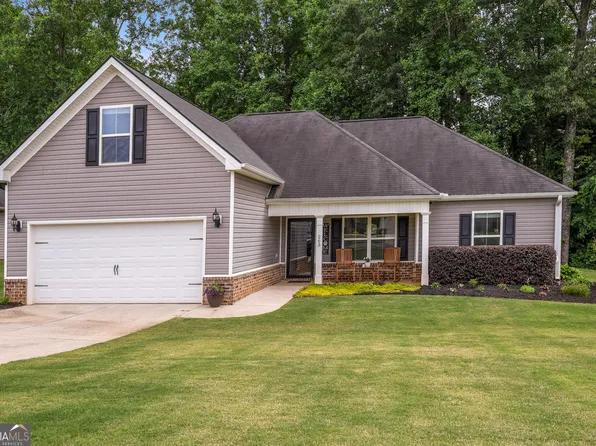 263 Stanebrook Ct, Jackson, GA 30233