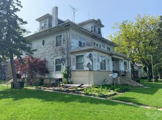 318 1st St NE, Clarion, IA 50525