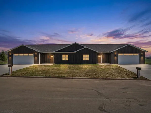 522 W Troy, Cuba City, WI 53807