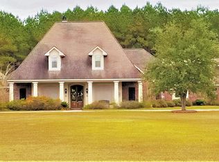 547 Harmony Trl, Deridder, LA 70634