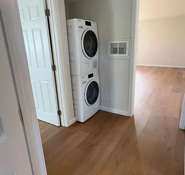 3390 Monroe Street — Photo 6