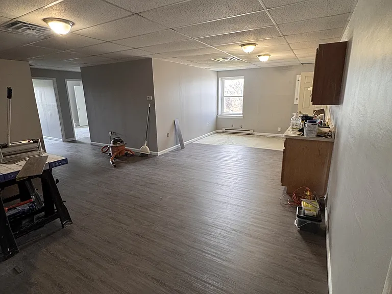 643 S Wood St #4 — Photo 5