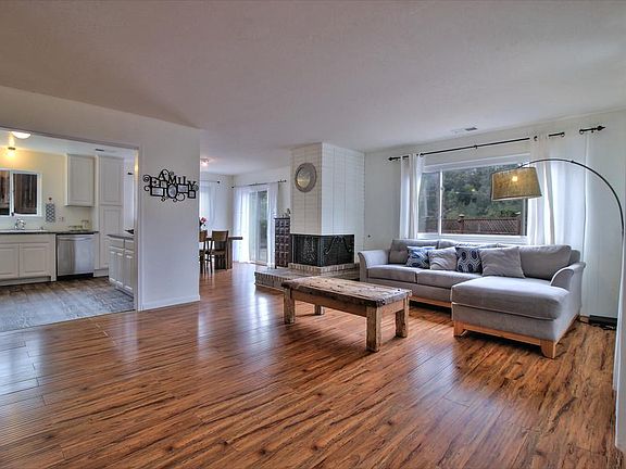 3rd image of 8120 Harvard Dr