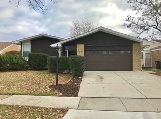 15423 Betty Ann Ln, Oak Forest, IL 60452