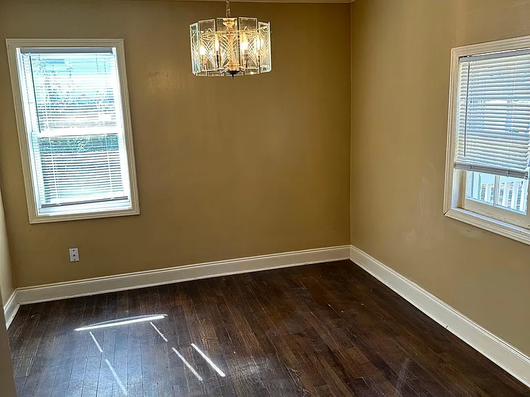 Dining room off the kitchen
