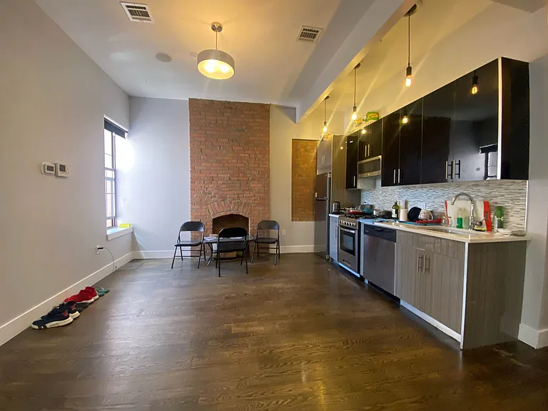 79 Stuyvesant Ave #3 — Photo 7