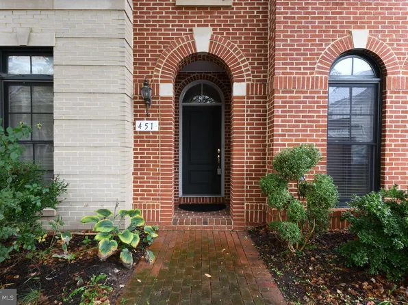 451 Belmont Bay Dr, Woodbridge, VA 22191