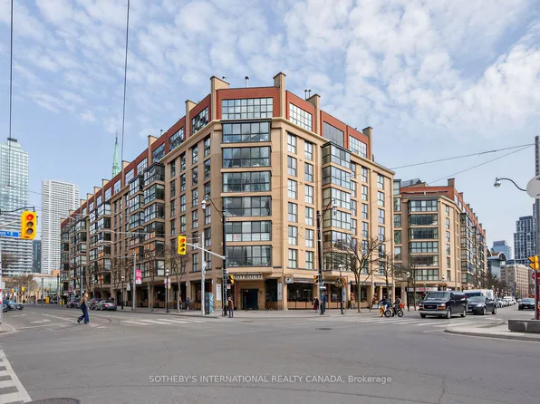 35 Church St #202, Toronto, ON M5E 1T3