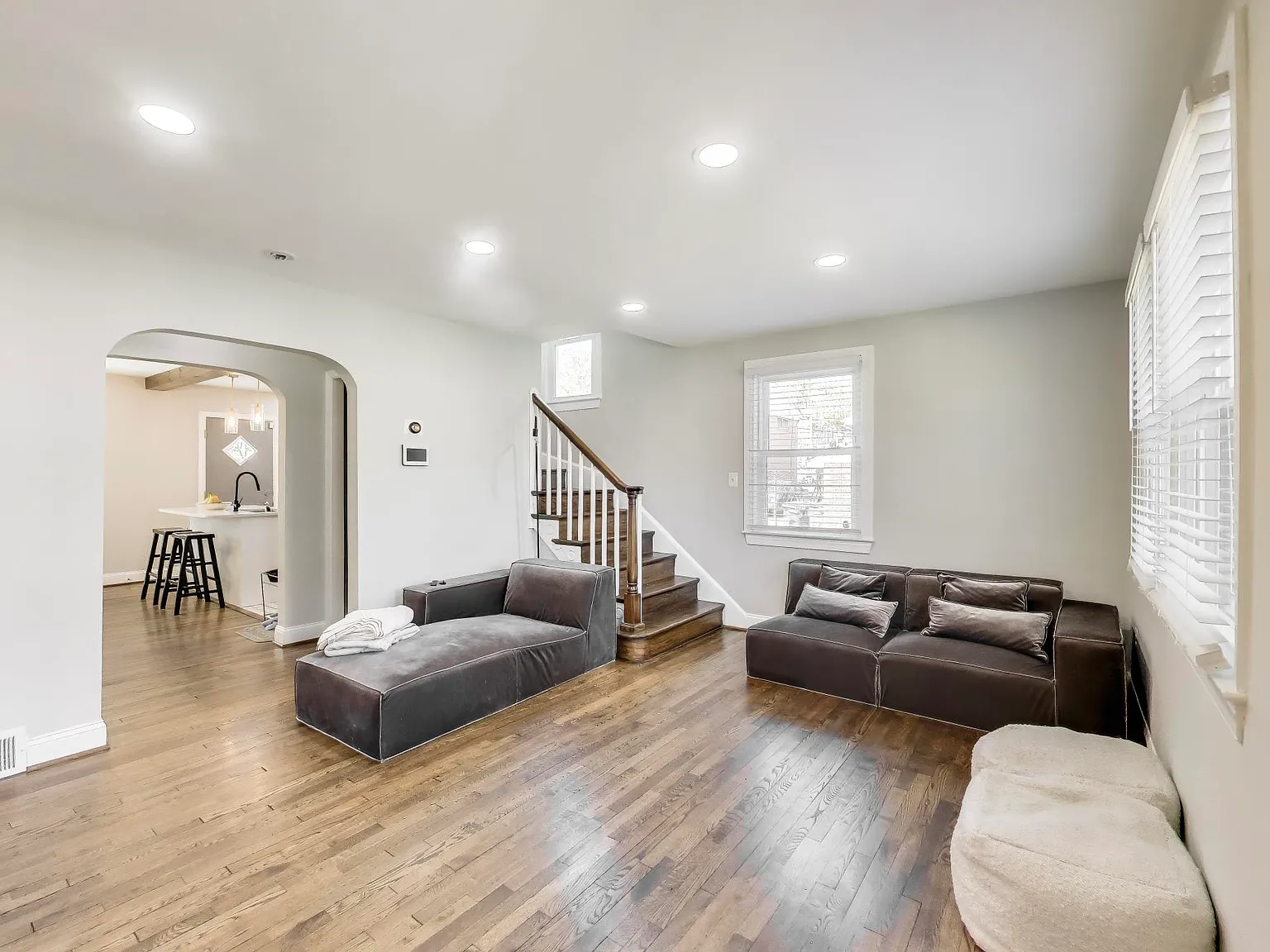 3 bed, 2.5 bath, 1728 sqft, $3,800 — Photo 4